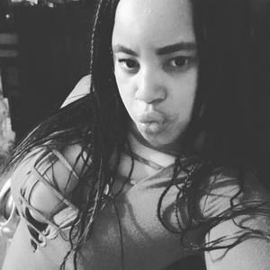 Meet your Posher, Tiffany